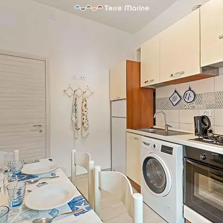 公寓 L'antica Piazzetta, Terre Marine 蒙特罗索阿尔马雷